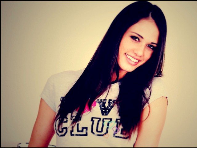 Alison's profile - Image n°0