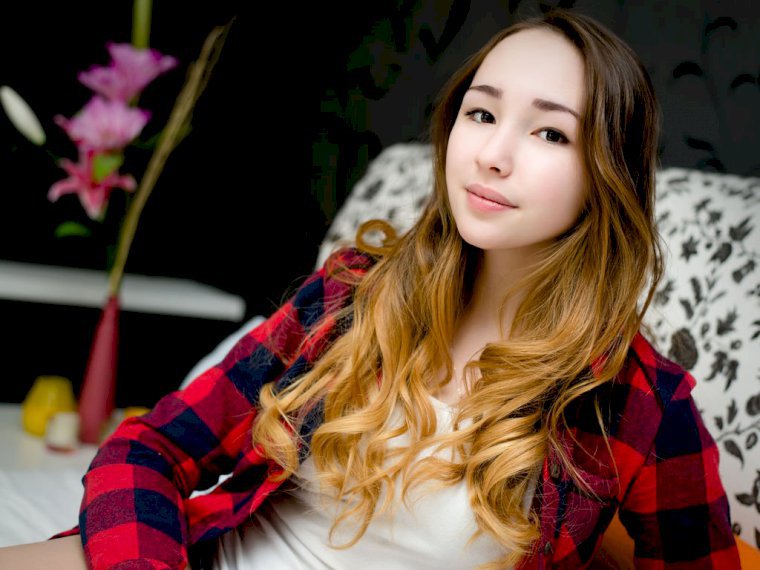 AlisonCornelia's profile - Image n°1