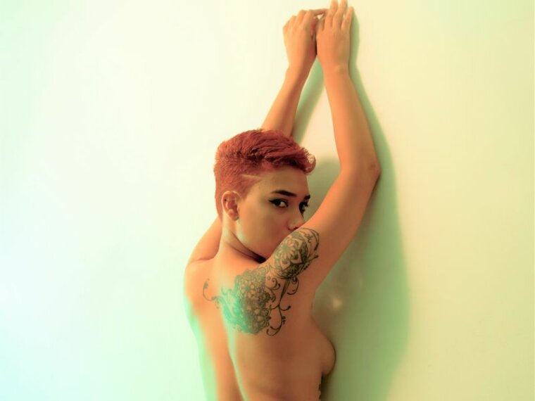 AlisonG's profile - Image n°0