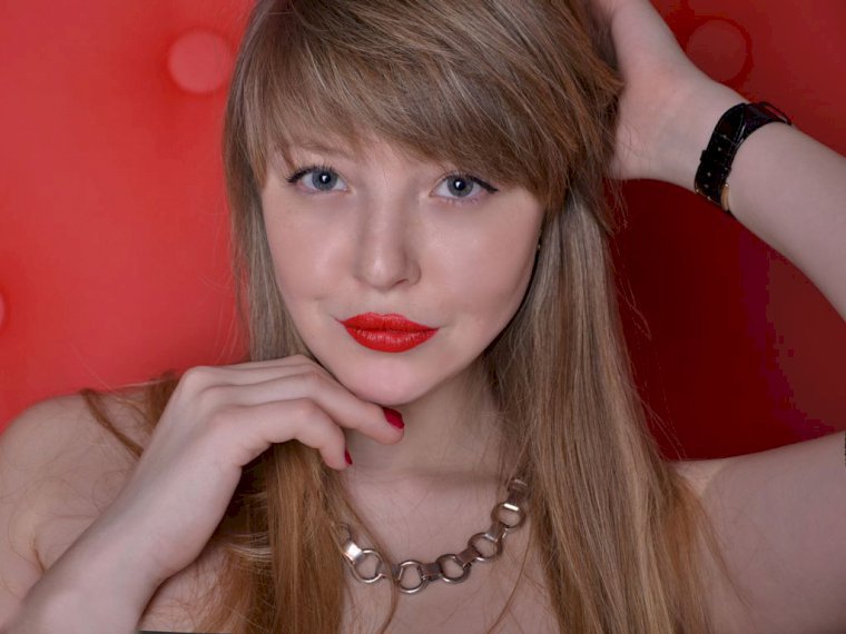 AlissaSuccessful's profile - Image n°1