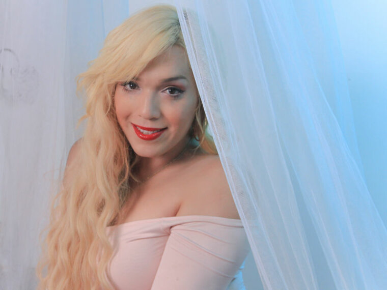 alisshott's profile - Image n°0