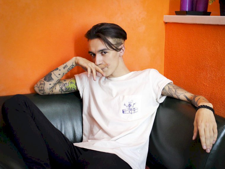AlisterBrown's Profil - Bild n°0