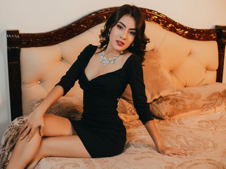 AlisThomson's profile - Image n°0