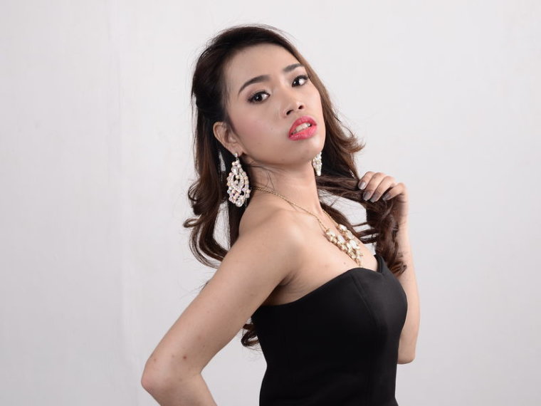 AliyahReyes's profile - Image n°0