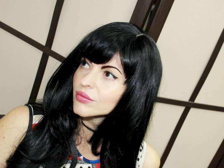 AllilaCis's profile - Image n°0