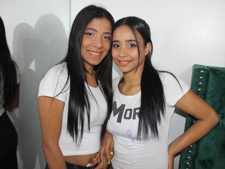 AlondraAndAndrea's profile - Image n°0
