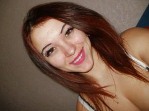 Amanda4u1's Sexcam