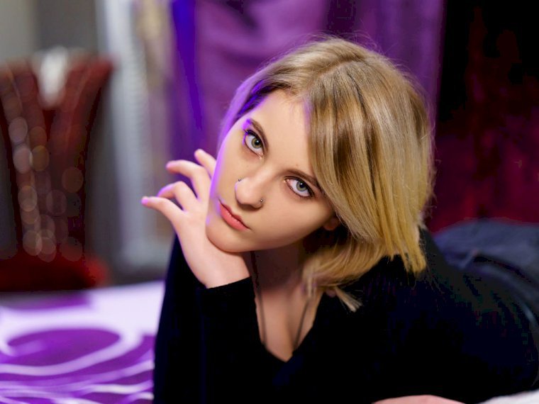 AmandaR's profile - Image n°0