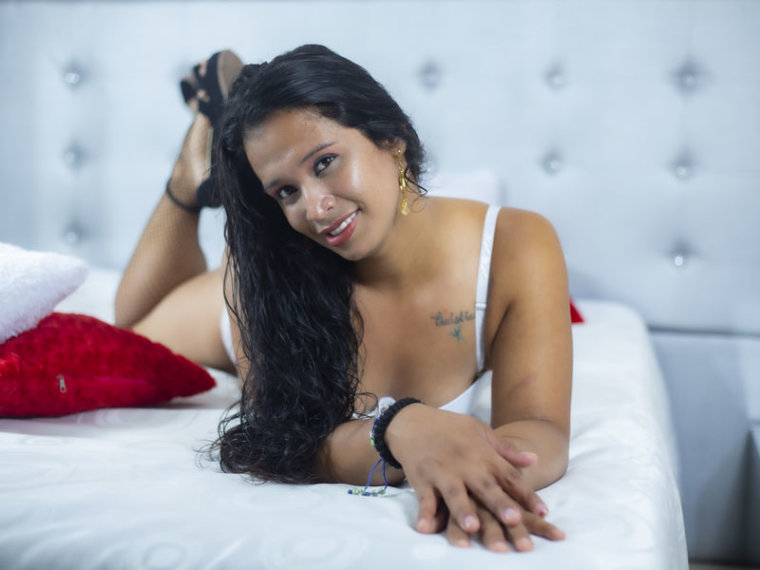 AmberCloe's profile - Image n°0