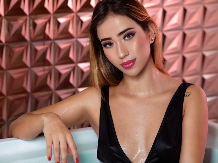 AmberGibson's profile - Image n°0