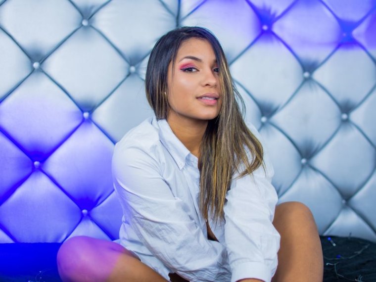 Profil de AmeliaCaviedes - Photo n°0
