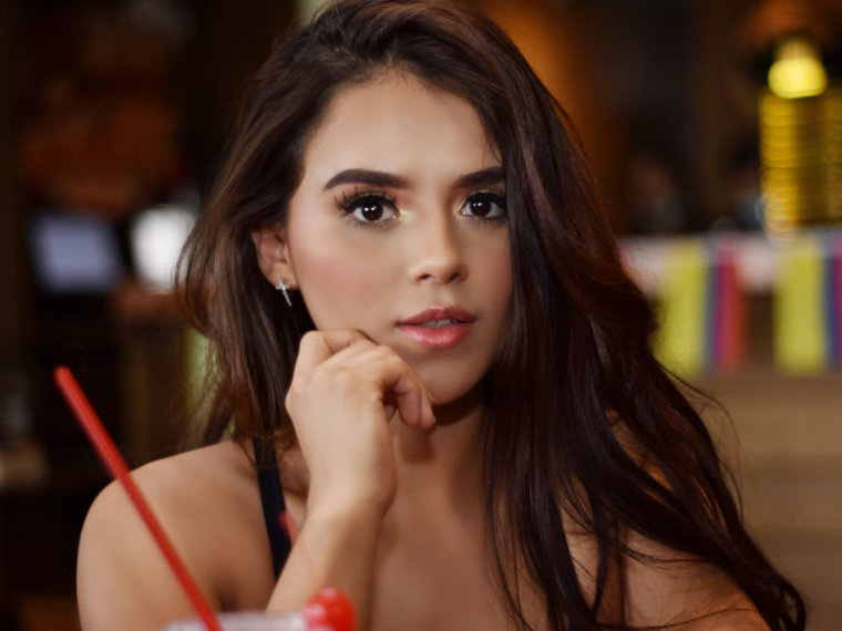 AmeliaSimone's profile - Image n°0