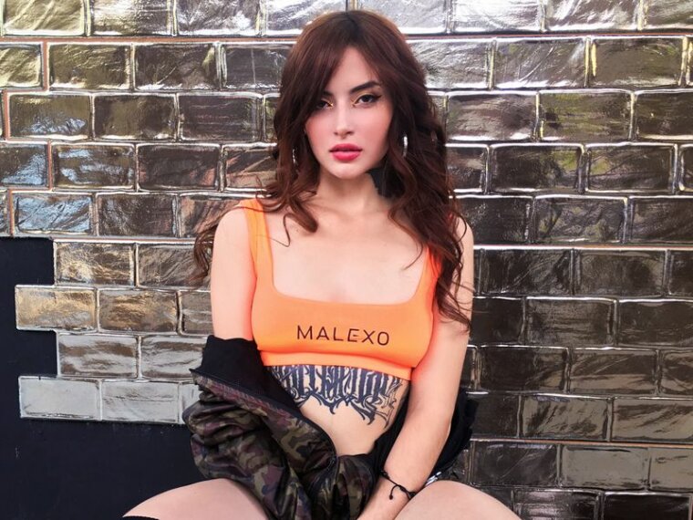 AmeliaWest's profile - Image n°0