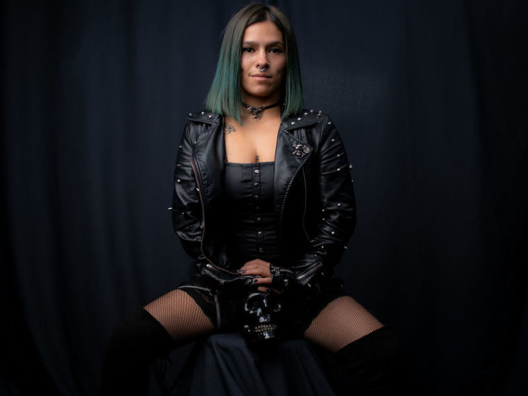 AmelieBathory's profile - Image n°0