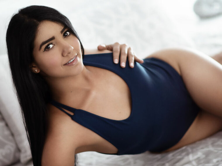 AmelieMayer's profile - Image n°0