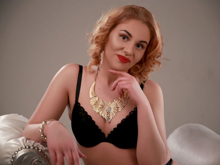 AmiableMira's profile - Image n°1