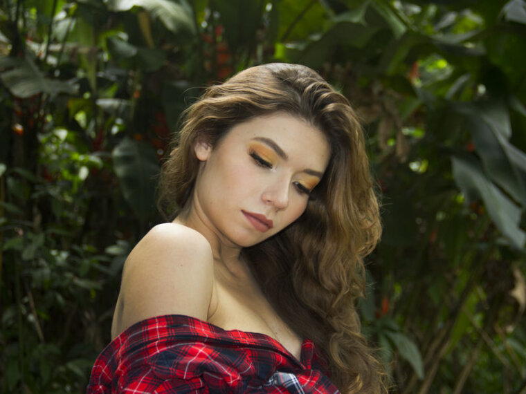 AnaCruz's profile - Image n°0