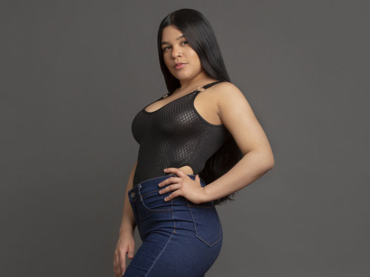AnaisMontoya's profile - Image n°0