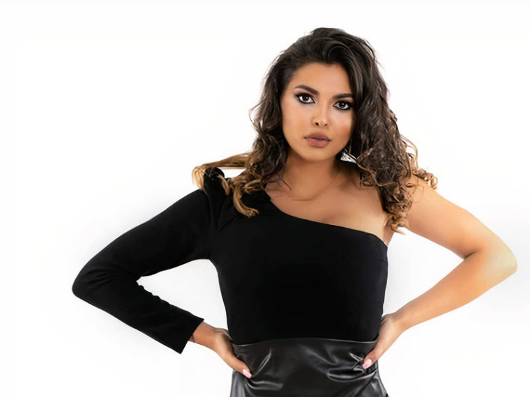 Profil de AnaisseBlack - Photo n°0