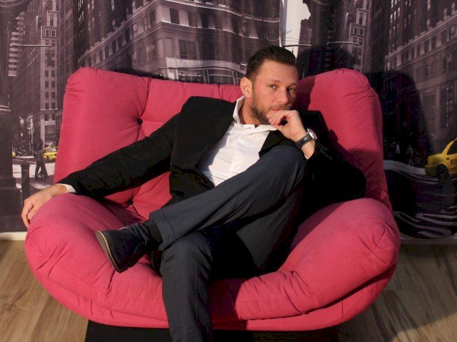 andrewdom's profile - Image n°1