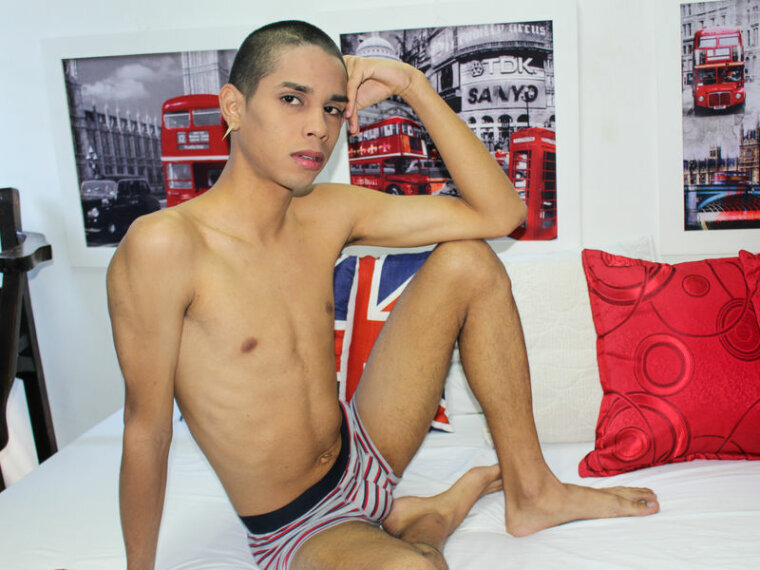AndrewJonson's profile - Image n°1