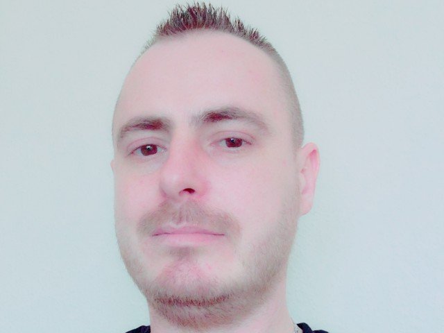 AndrewLover's profile - Image n°1