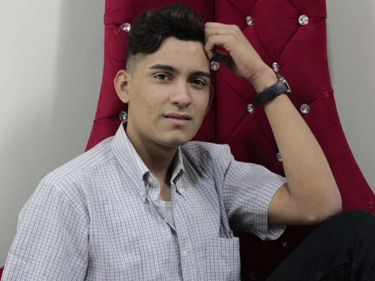 AndyMontenegro's profile - Image n°0