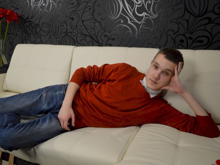AndyRossy's profile - Image n°1