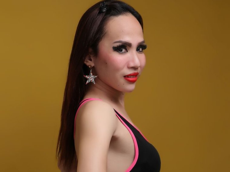 AngelaBowen's profile - Image n°0