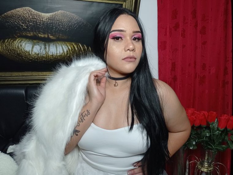 AngelaFraz's profile - Image n°0