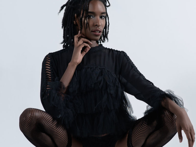 AngelaSolo's profile - Image n°4
