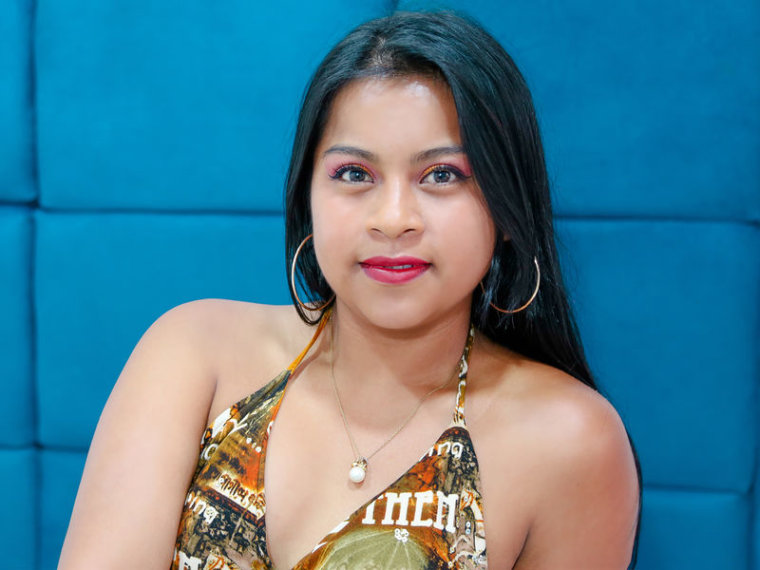 AngelicaRoatan's profile - Image n°0