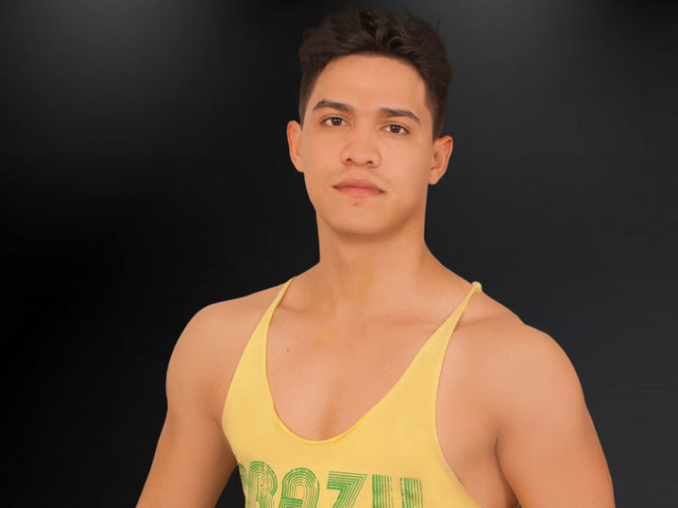 ANGELOHOTS's profile - Image n°0