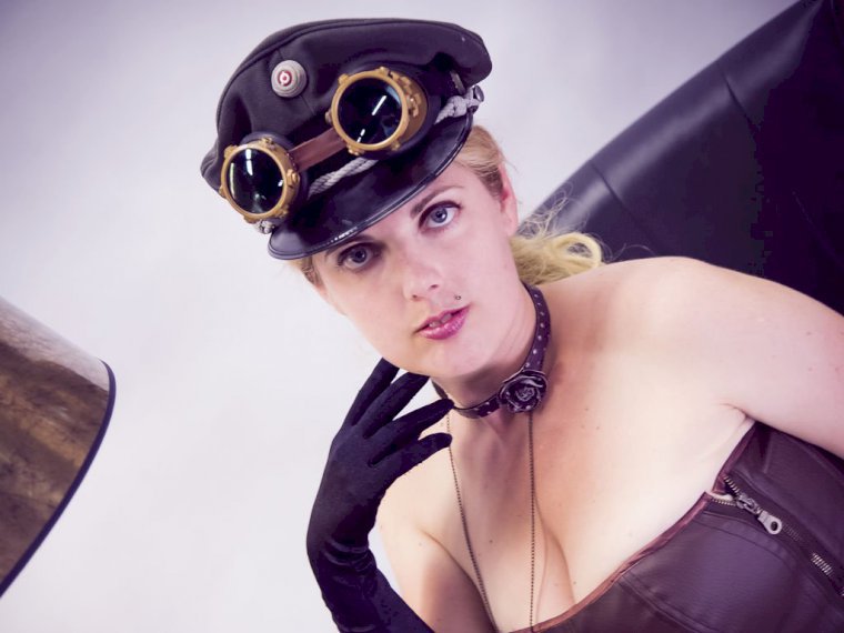 AngiePepper's profile - Image n°1