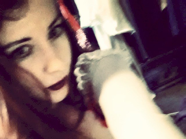 AnikaStarr's profile - Image n°2