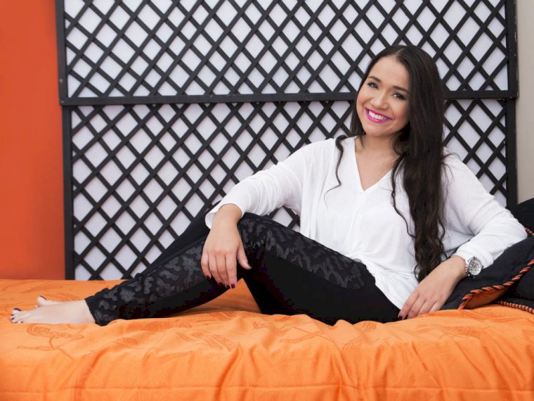 AnitaCortez's profile - Image n°1