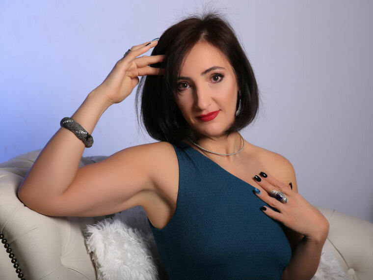 AnnaAdelyn's profile - Image n°0