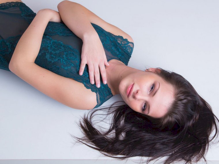 AnnaHotti's profile - Image n°0
