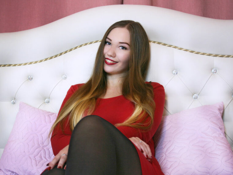 AnnHillX's profile - Image n°0