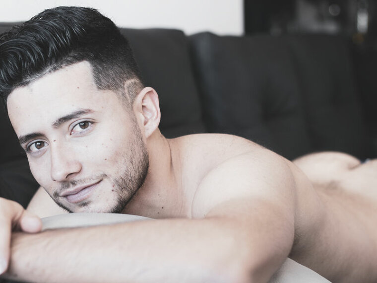 anthonyreall's profile - Image n°1