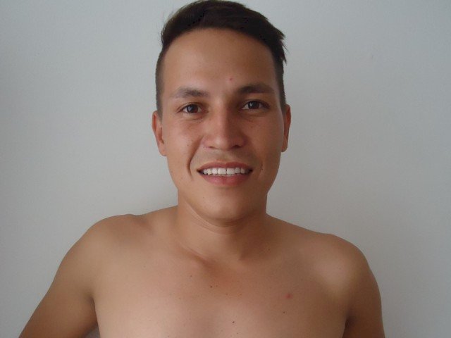 AntoineSex's Profil - Bild n°0