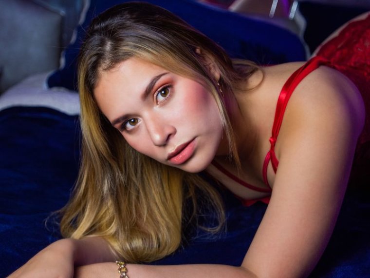 AntonelaCano's profile - Image n°0