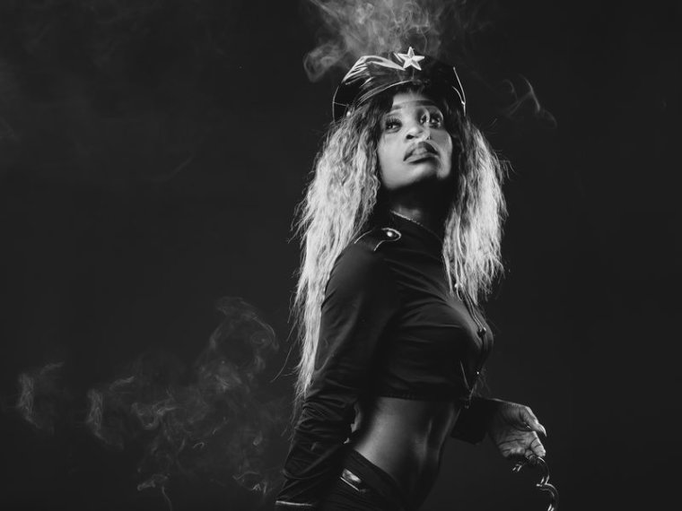 AntonetteMoore's profile - Image n°3