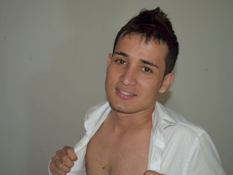 ANTONYYHOT's profile - Image n°0