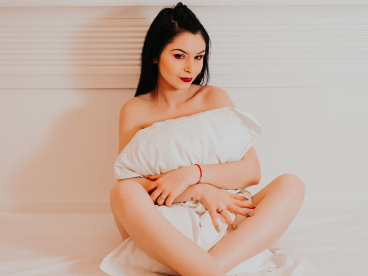 AnyAnisia's profile - Image n°0