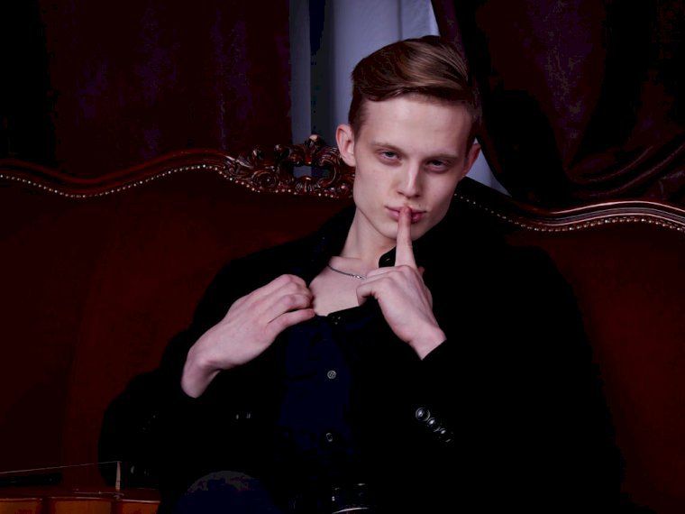 Profil de ApolloSoHot - Photo n°1