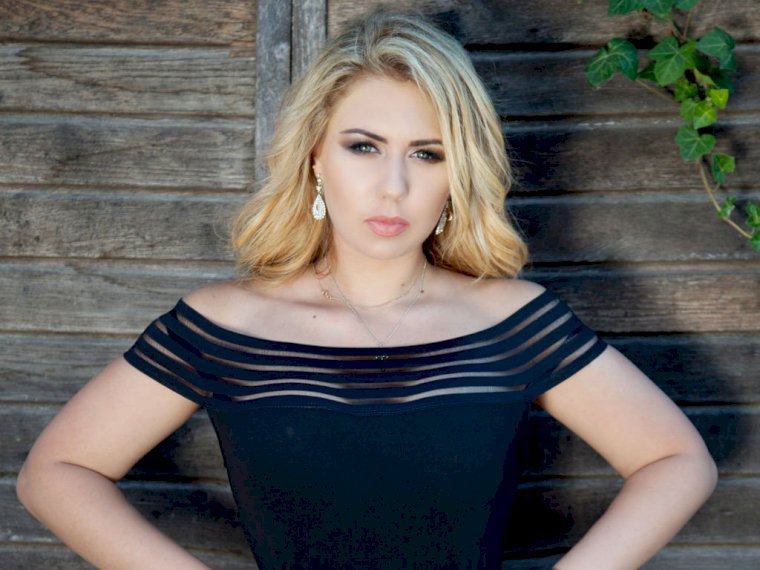Appolinariaa's profile - Image n°1
