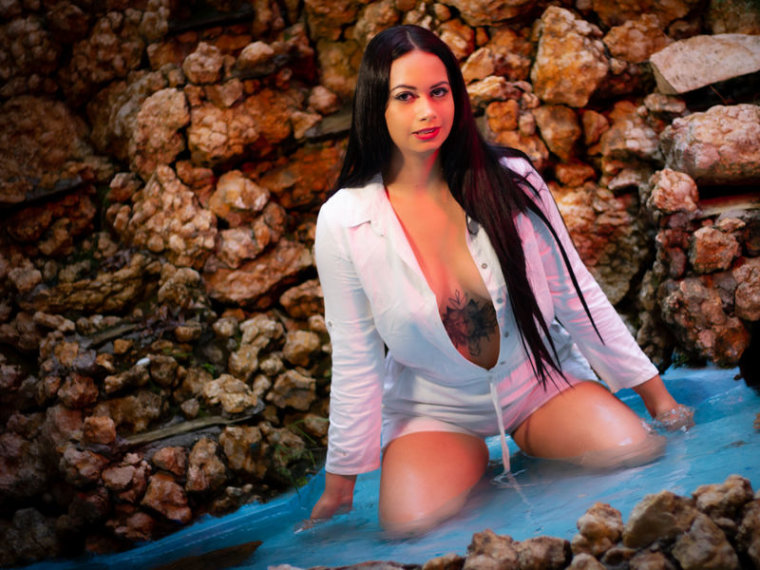 AprylStone's profile - Image n°0