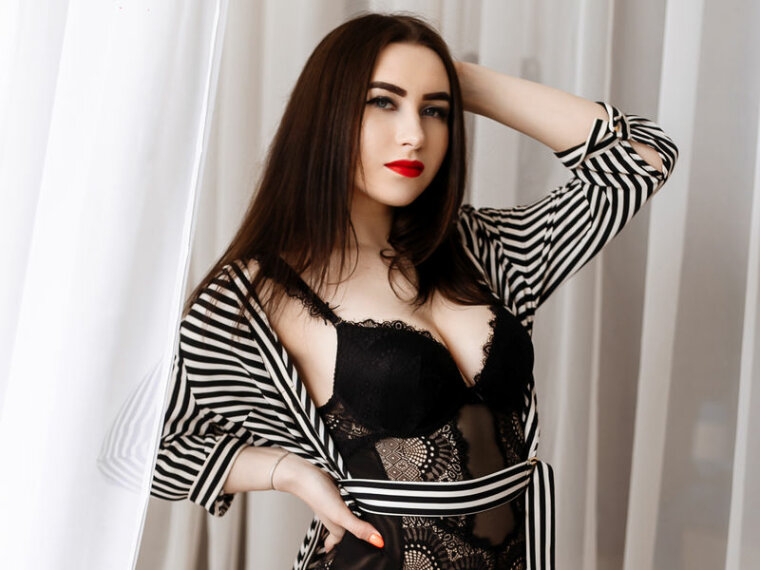 ArianaWay's profile - Image n°0