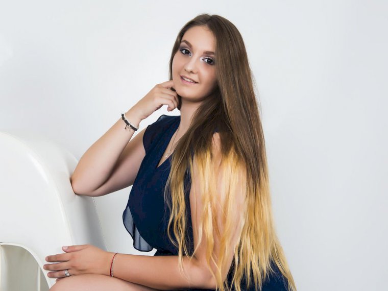ArielleSnow's profile - Image n°1